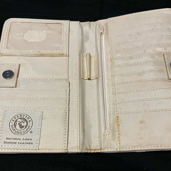 Spartina 449 Brown and Cream Geometric Wallet - Picture 4 of 4